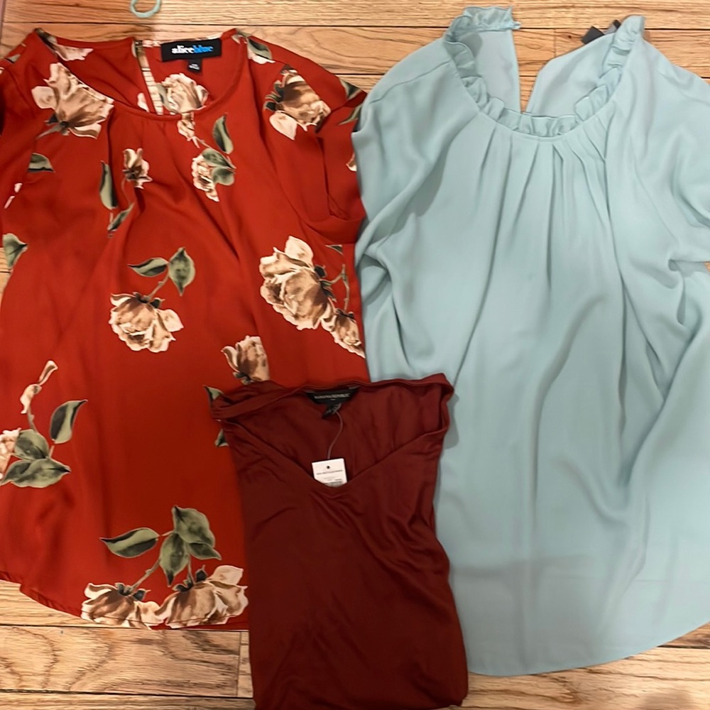 Women’s tops